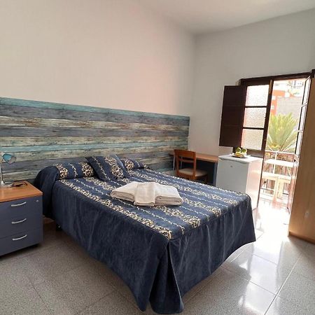 Central, quiet&comfortable room, breakfast Las Palmas de Gran Canaria Extérieur photo