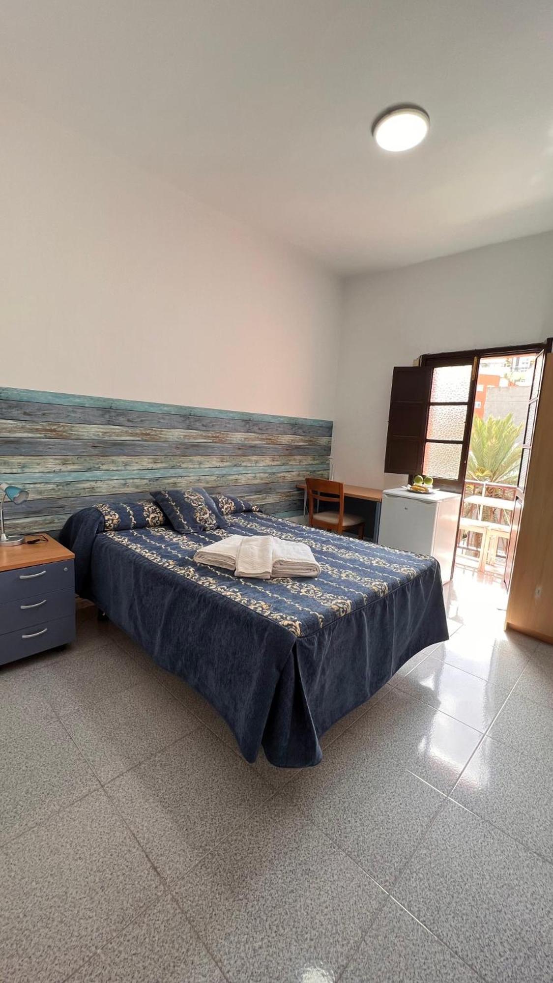Central, quiet&comfortable room, breakfast Las Palmas de Gran Canaria Extérieur photo
